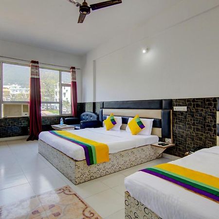 Itsy Hotels Satya Shree คาตรา ภายนอก รูปภาพ