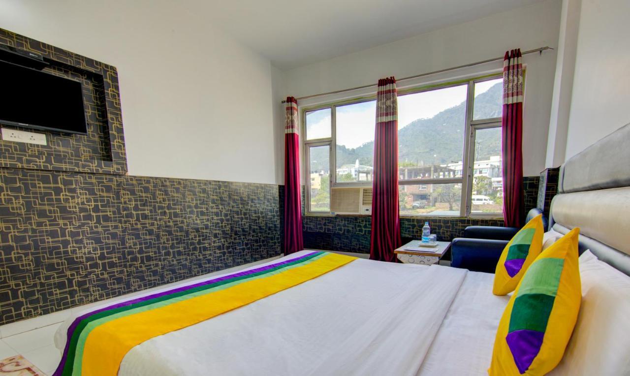 Itsy Hotels Satya Shree คาตรา ภายนอก รูปภาพ