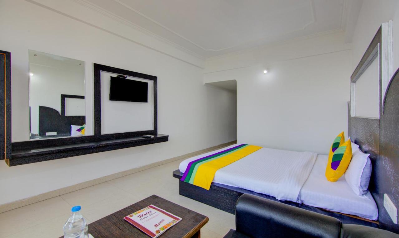 Itsy Hotels Satya Shree คาตรา ภายนอก รูปภาพ