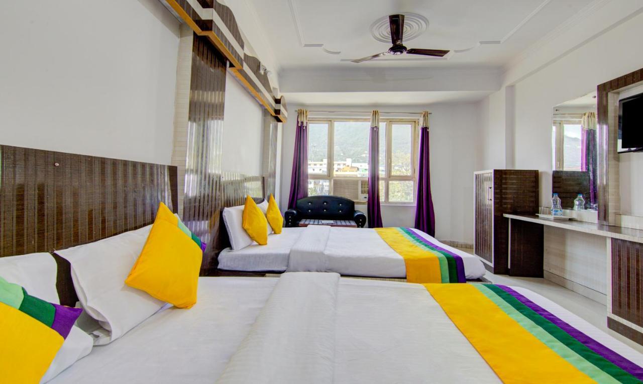 Itsy Hotels Satya Shree คาตรา ภายนอก รูปภาพ